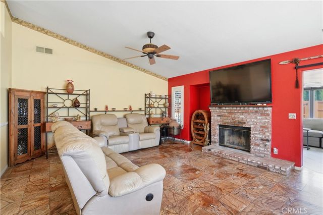 2792 Derringer Place, Escondido, CA 92027