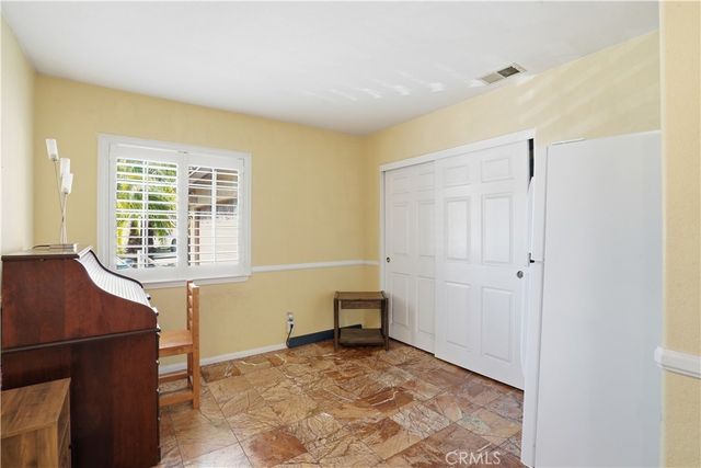 2792 Derringer Place, Escondido, CA 92027