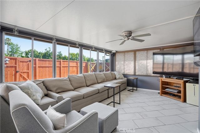 2792 Derringer Place, Escondido, CA 92027