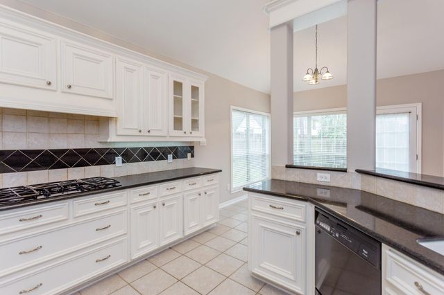 4611 Oakdale Street, Bellaire, TX 77401