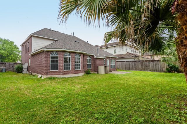 4611 Oakdale Street, Bellaire, TX 77401