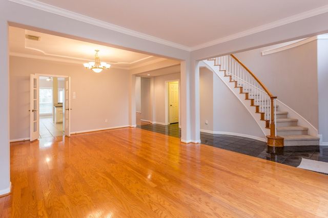 4611 Oakdale Street, Bellaire, TX 77401