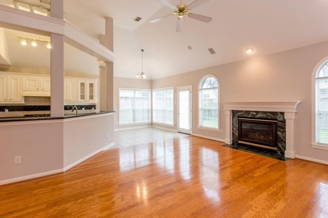 4611 Oakdale Street, Bellaire, TX 77401