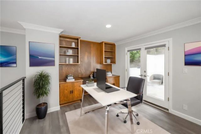 3914 Benedict Canyon Drive, Sherman Oaks, CA 91423