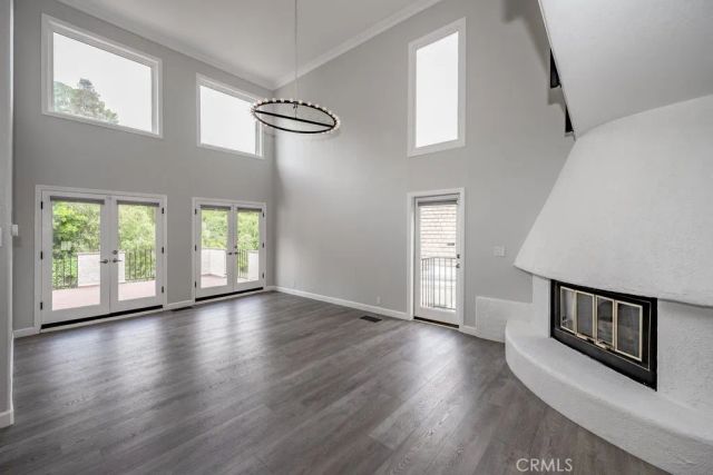 3914 Benedict Canyon Drive, Sherman Oaks, CA 91423