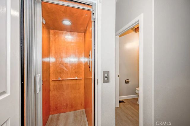 3914 Benedict Canyon Drive, Sherman Oaks, CA 91423