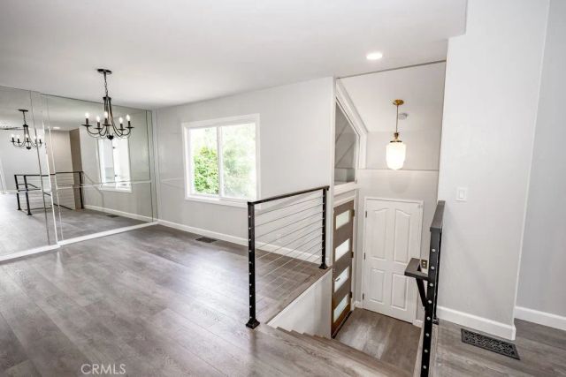 3914 Benedict Canyon Drive, Sherman Oaks, CA 91423