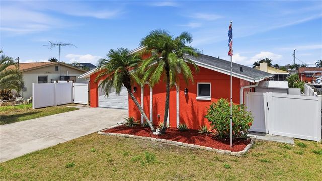 13815 PLUMOSA AVENUE, Hudson, FL 34667