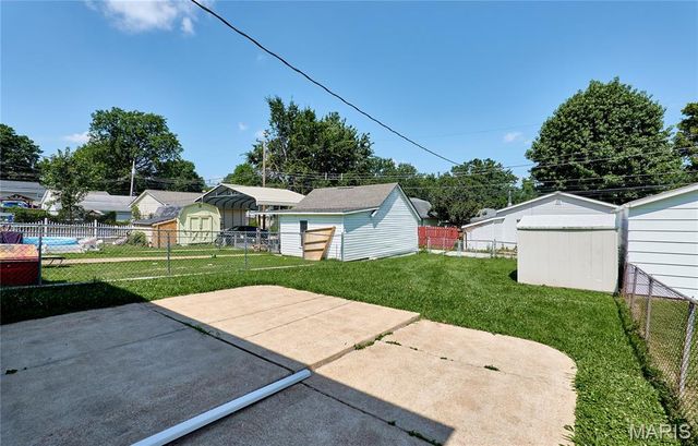 761 Ruprecht Avenue, Affton, MO 63125