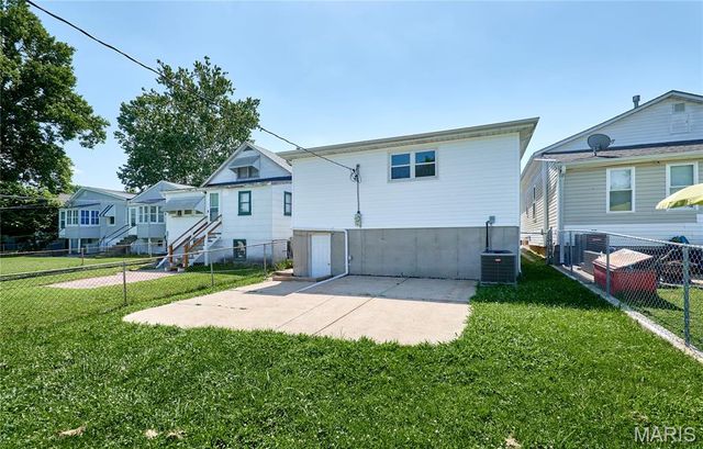 761 Ruprecht Avenue, Affton, MO 63125