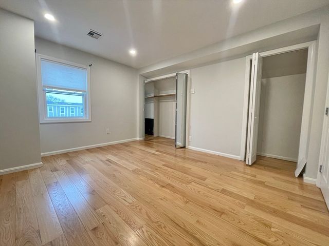 15 Marion Street E, Boston, MA 02131