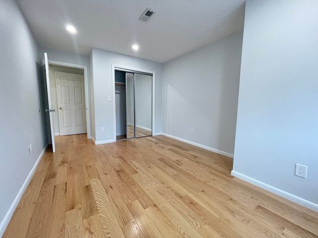 15 Marion Street E, Boston, MA 02131