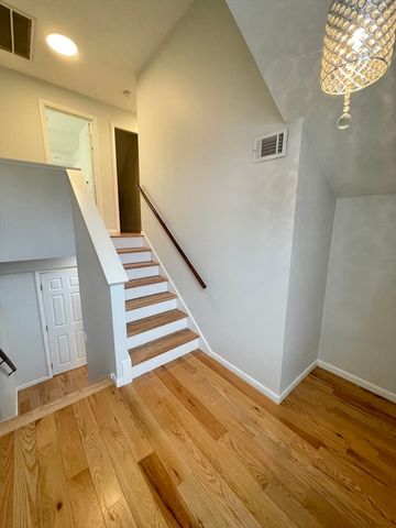 15 Marion Street E, Boston, MA 02131