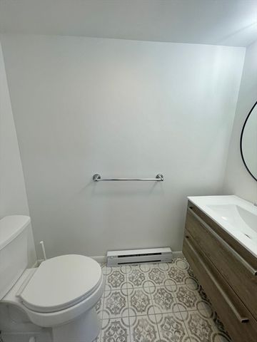 15 Marion Street E, Boston, MA 02131