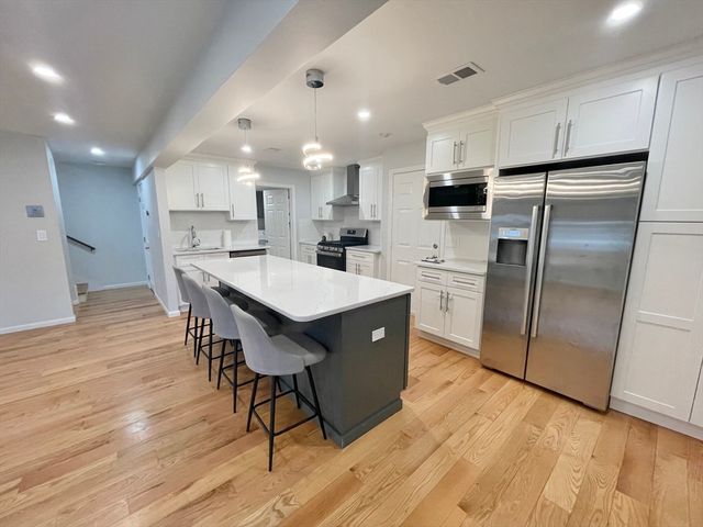 15 Marion Street E, Boston, MA 02131