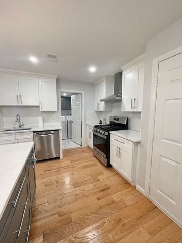 15 Marion Street E, Boston, MA 02131