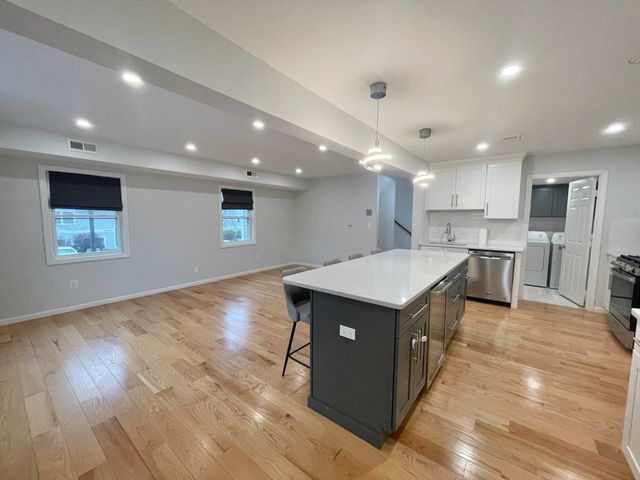 15 Marion Street E, Boston, MA 02131