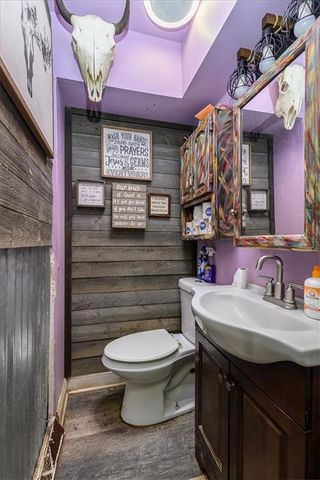 622 Church Street, Tonganoxie, KS 66086