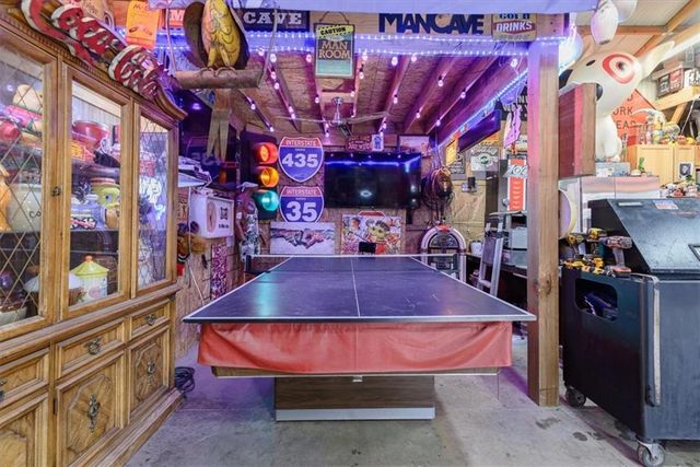 622 Church Street, Tonganoxie, KS 66086