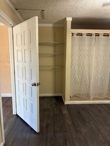 3092 W Floradora Avenue, Fresno, CA 93722