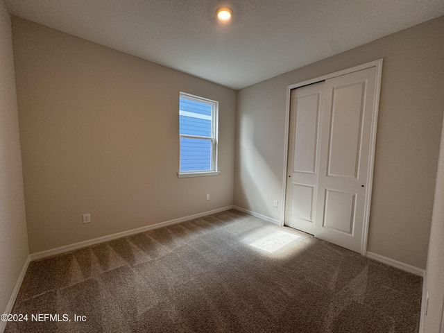 938 ROOSTER HOLLOW Way, Middleburg, FL 32068