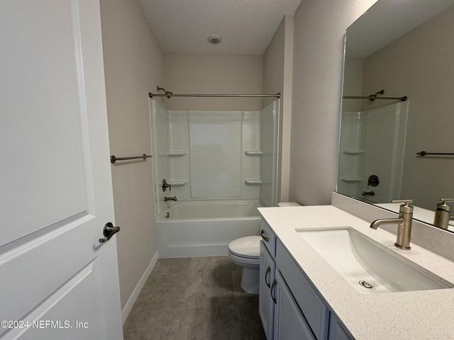 938 ROOSTER HOLLOW Way, Middleburg, FL 32068