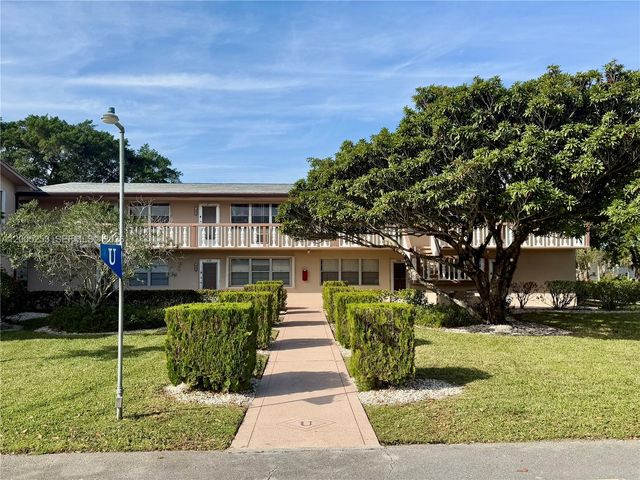 431 Chatham U U, West Palm Beach, FL 33417