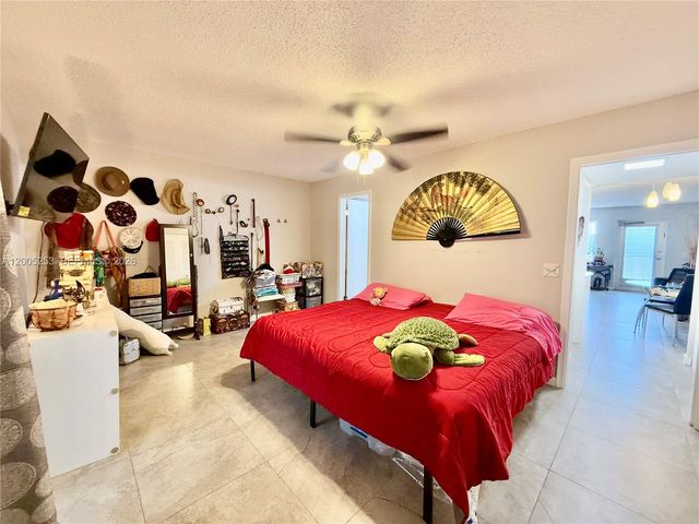431 Chatham U U, West Palm Beach, FL 33417