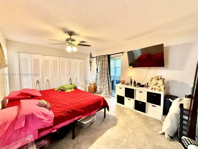 431 Chatham U U, West Palm Beach, FL 33417