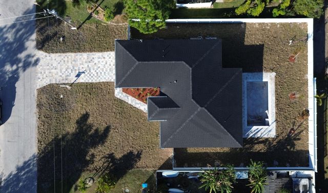 1213 NW 22nd Place, Cape Coral, FL 33993