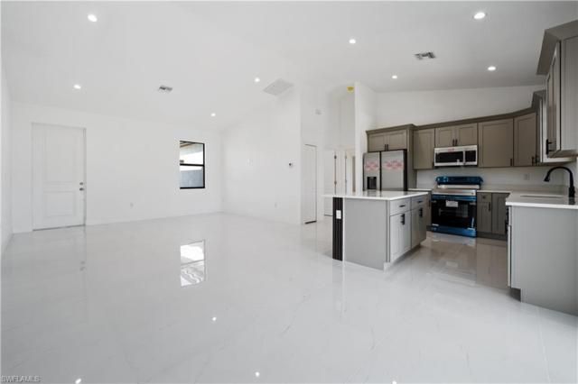 1213 NW 22nd Place, Cape Coral, FL 33993