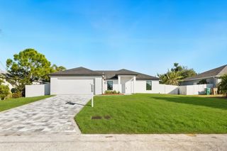 1213 NW 22nd Place, Cape Coral, FL 33993