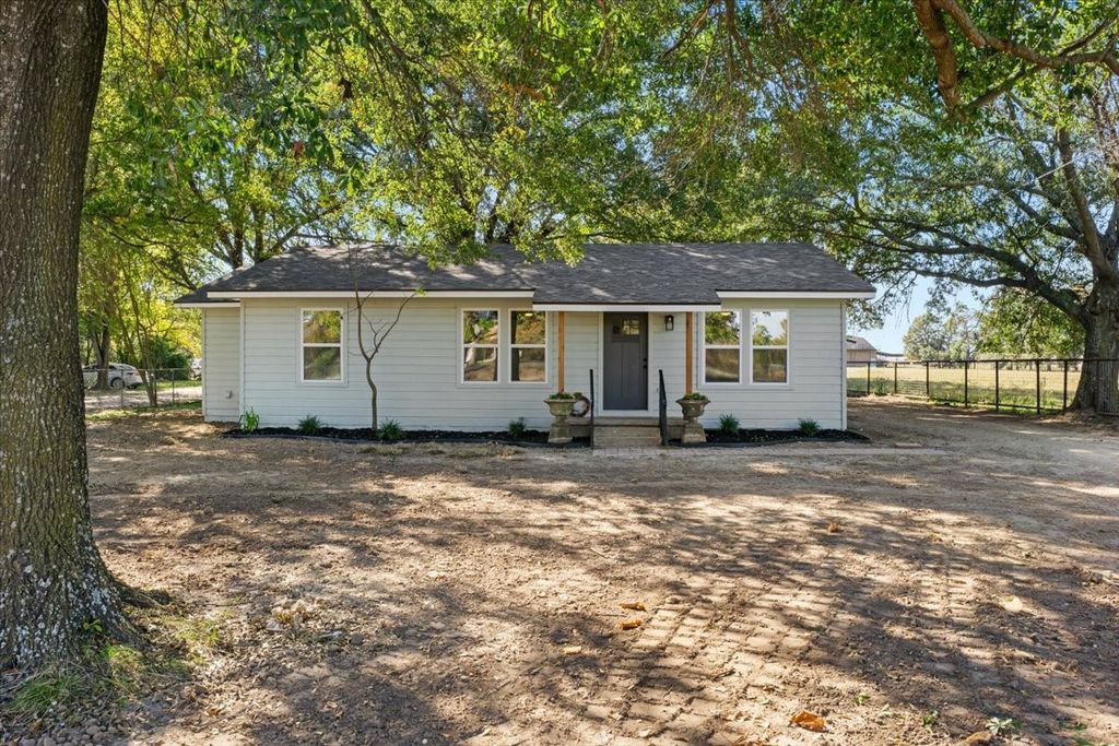 8520 S US Highway 287, Corsicana, TX 75109