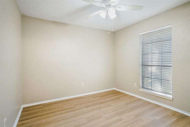 802 Chipwood Court, Euless, TX 76039