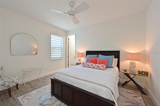 978 CROSSWIND AVENUE, Sarasota, FL 34240