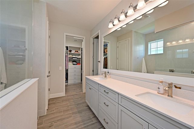 978 CROSSWIND AVENUE, Sarasota, FL 34240