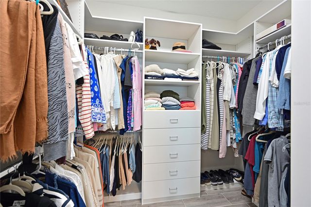 978 CROSSWIND AVENUE, Sarasota, FL 34240