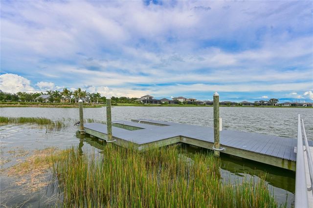 978 CROSSWIND AVENUE, Sarasota, FL 34240