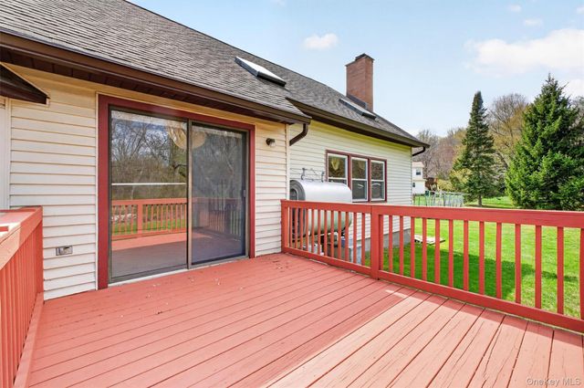 18 Stephen Drive, Hopewell Junction, NY 12533