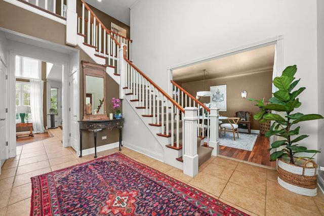 35080 N Oak Knoll Circle, Gurnee, IL 60031