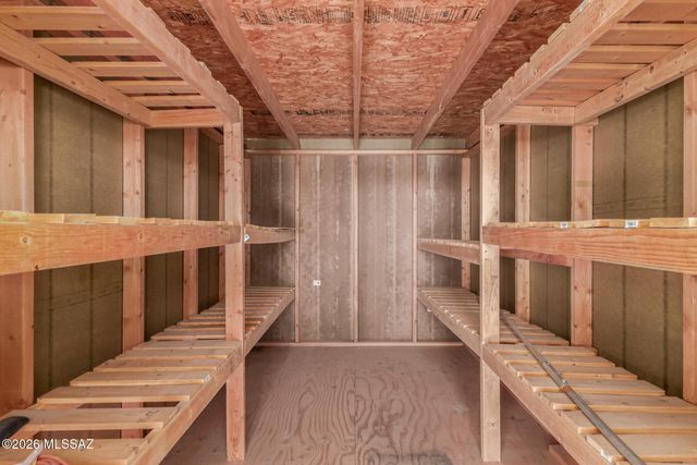 6505 N Pelto Path, Tucson, AZ 85743