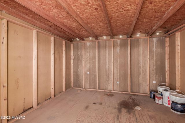 6505 N Pelto Path, Tucson, AZ 85743