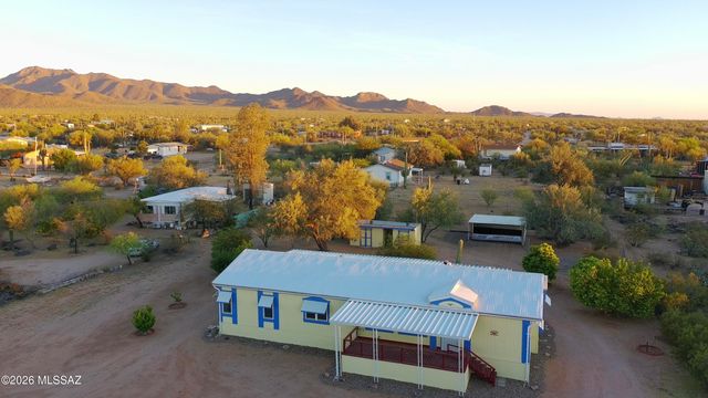 6505 N Pelto Path, Tucson, AZ 85743