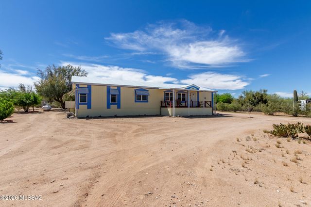 6505 N Pelto Path, Tucson, AZ 85743