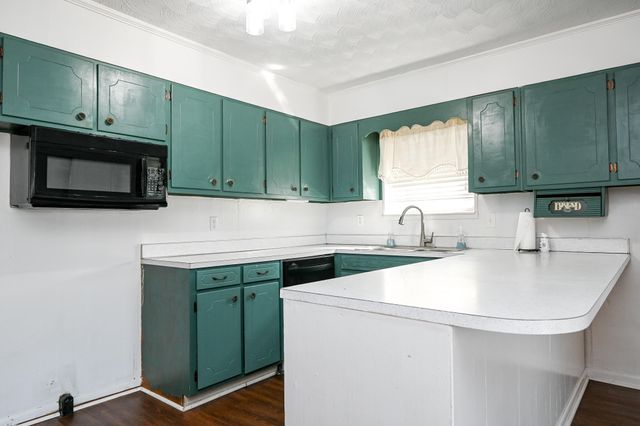 5714 Waterlevel Highway, Cleveland, TN 37323