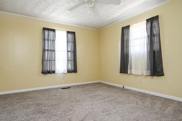 5714 Waterlevel Highway, Cleveland, TN 37323