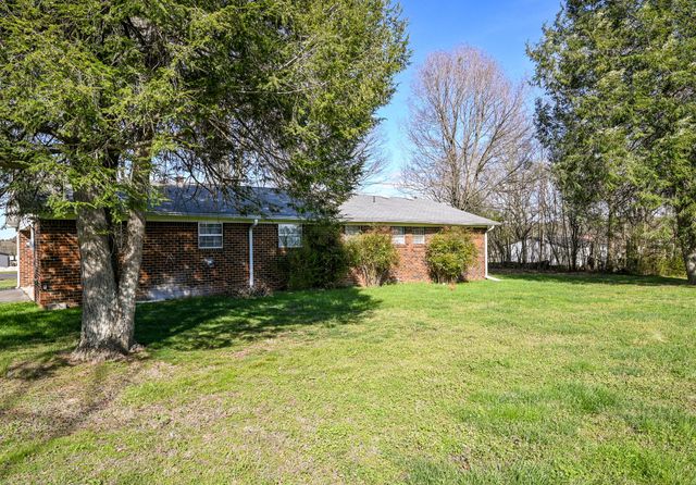 5714 Waterlevel Highway, Cleveland, TN 37323