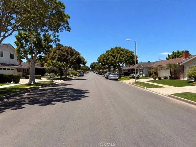 13381 Epping, Tustin, CA 92780