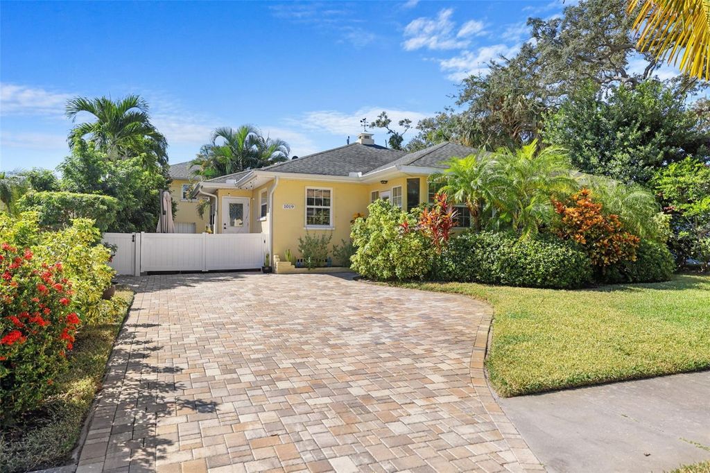 1019 MARINE STREET, Clearwater, FL 33755