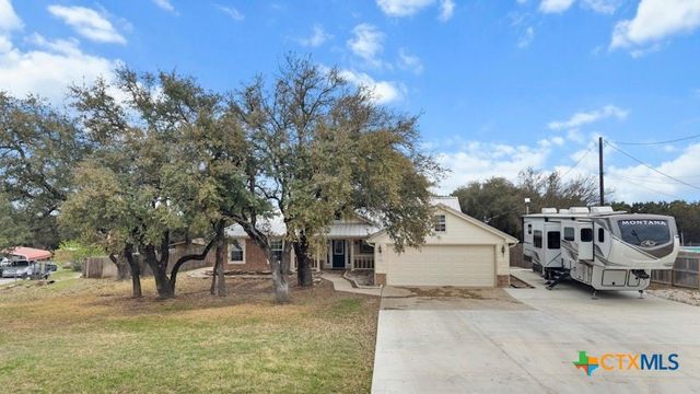 456 County Road 4711, Kempner, TX 76539